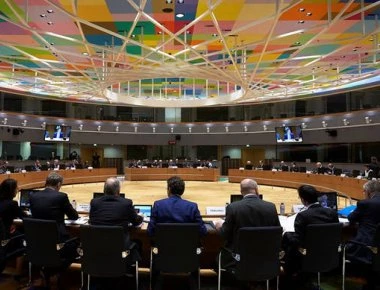 Eurogroup άνευ δόσης: Οι δανειστές ζητούν να πουληθεί το Ελληνικό και να ξεκινήσουν μαζικοί πλειστηριασμοί